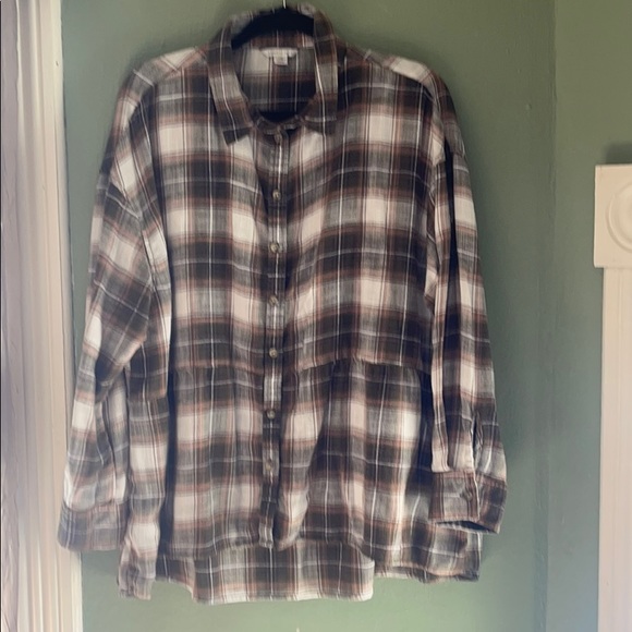 American Eagle Tops - American Eagle babydoll flannel